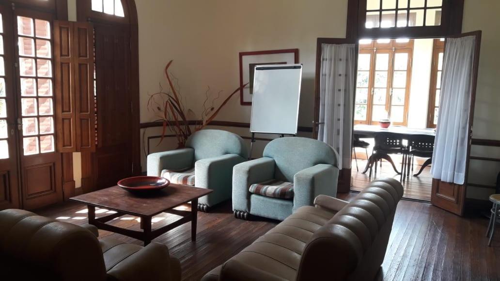 Hotel Mariapolis Alta Gracia Exterior foto